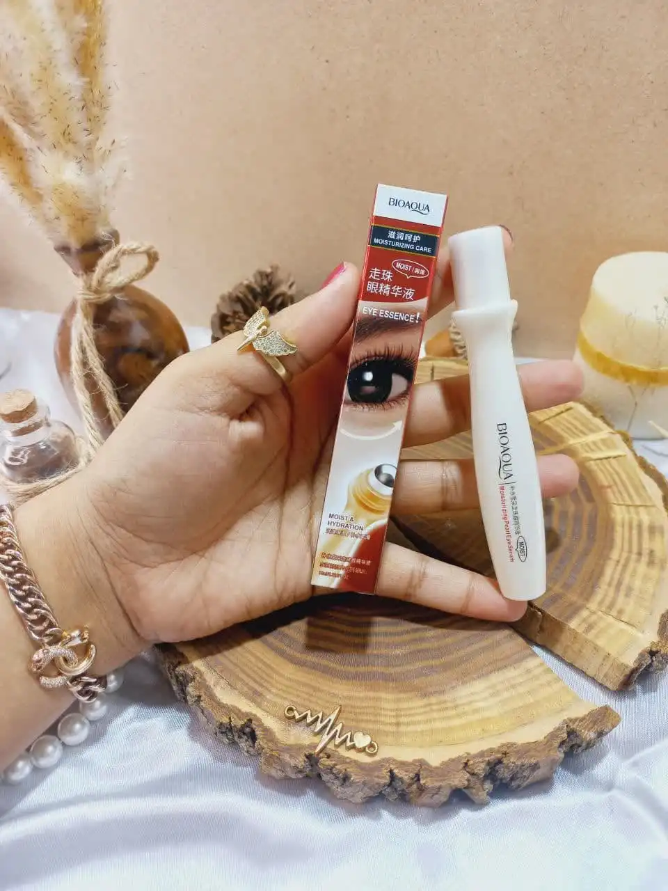 کرم دور چشم غلطکی بیوآکوا BIOAQUA کد BQY7601