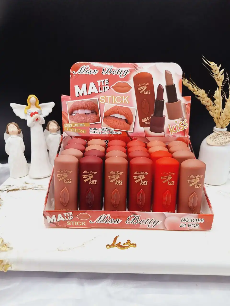 پک‌ 6عددی رژ جامد مات طرح لب برند میس بیوتی Miss Betty کد K166